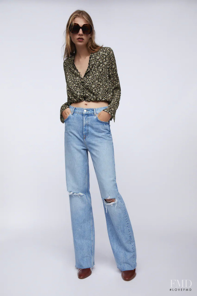 Deirdre Firinne featured in  the Zara catalogue for Fall 2020