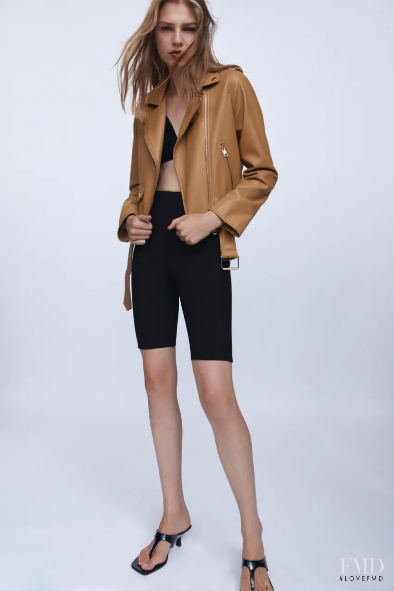 Deirdre Firinne featured in  the Zara catalogue for Fall 2020