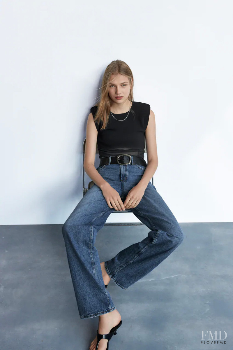 Deirdre Firinne featured in  the Zara catalogue for Fall 2020