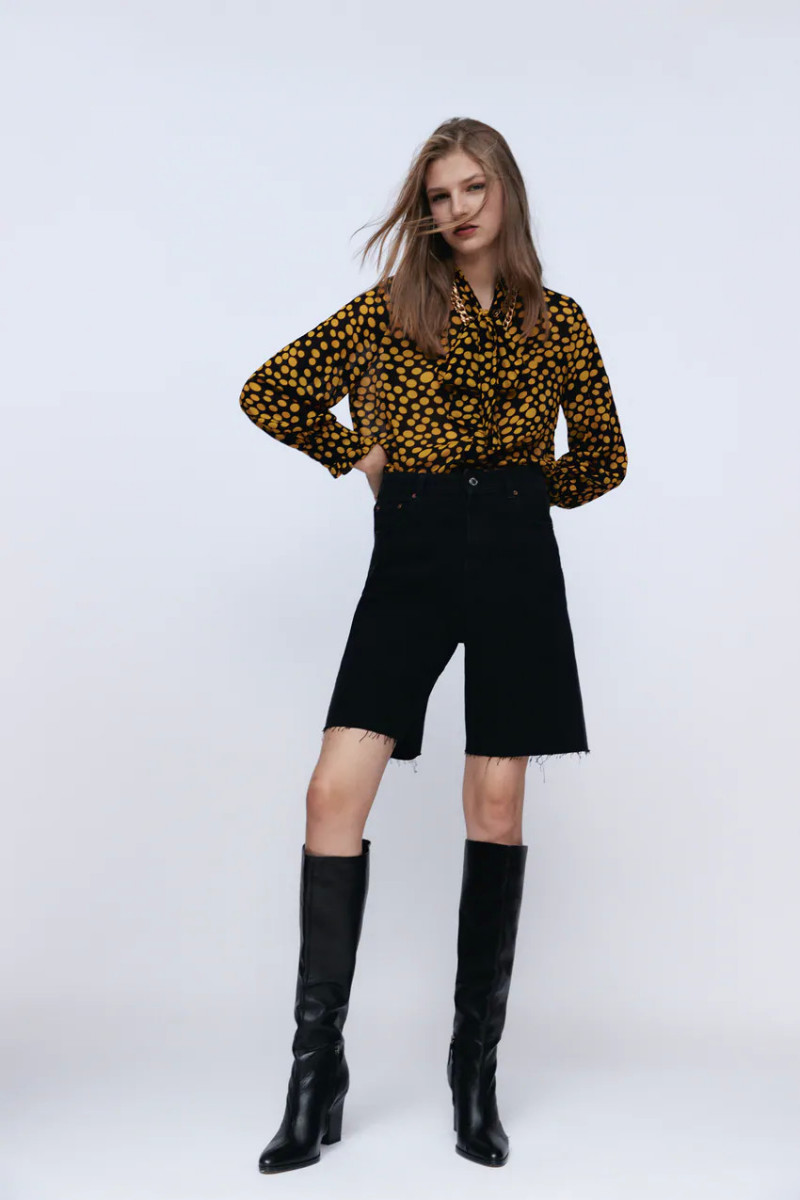 Deirdre Firinne featured in  the Zara catalogue for Fall 2020