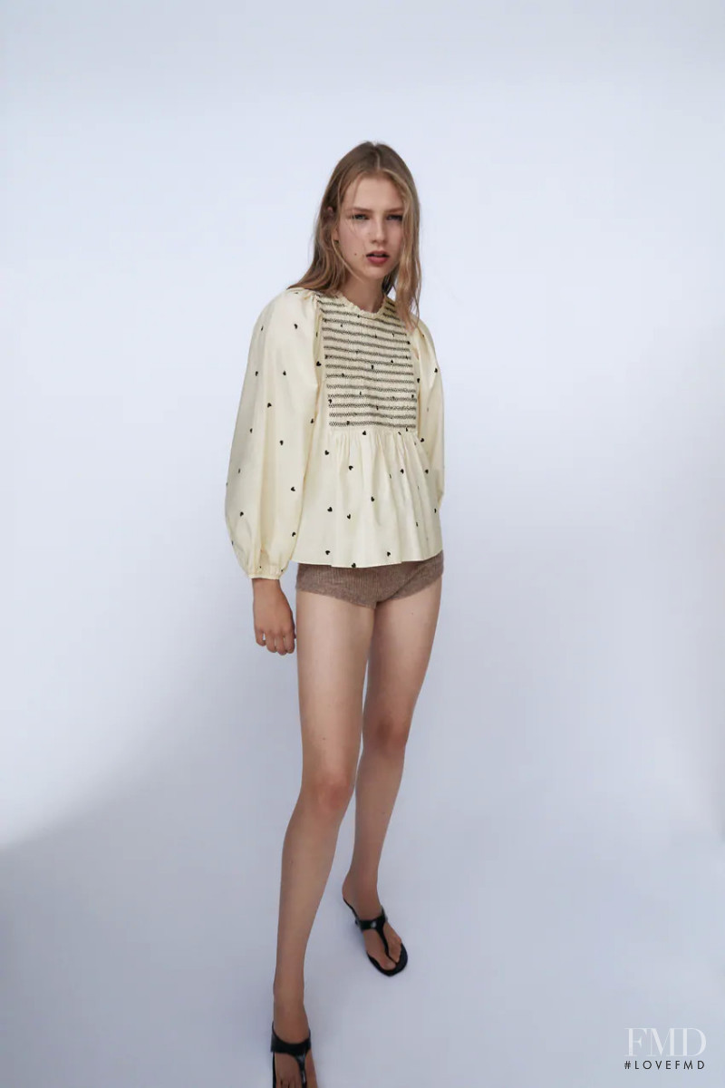 Deirdre Firinne featured in  the Zara catalogue for Fall 2020