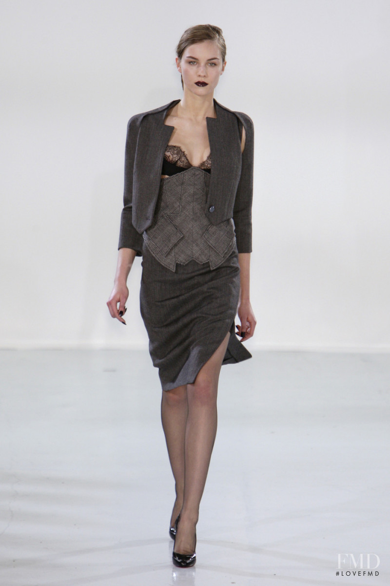 Antonio Berardi fashion show for Autumn/Winter 2010