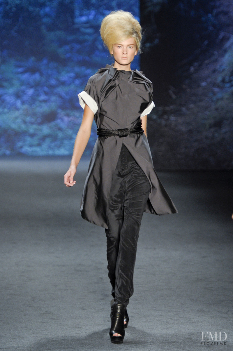 Vera Wang fashion show for Spring/Summer 2011