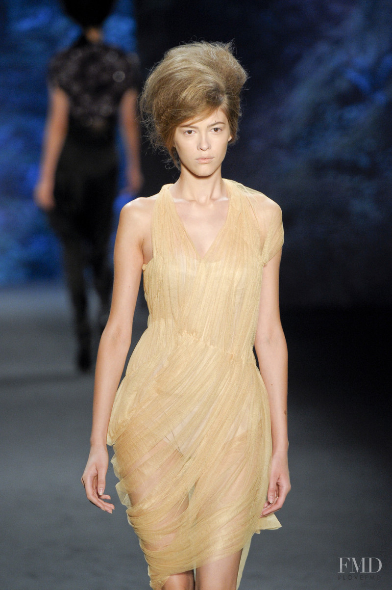 Vera Wang fashion show for Spring/Summer 2011