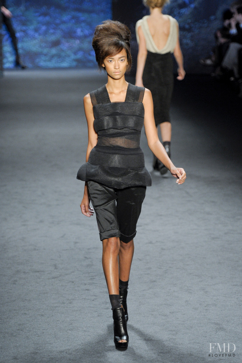 Anais Mali featured in  the Vera Wang fashion show for Spring/Summer 2011