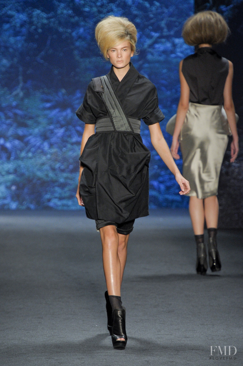 Vera Wang fashion show for Spring/Summer 2011