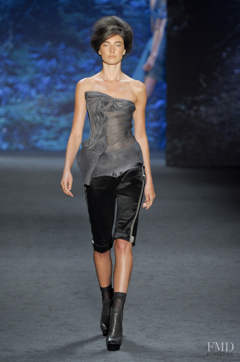 Vera Wang fashion show for Spring/Summer 2011