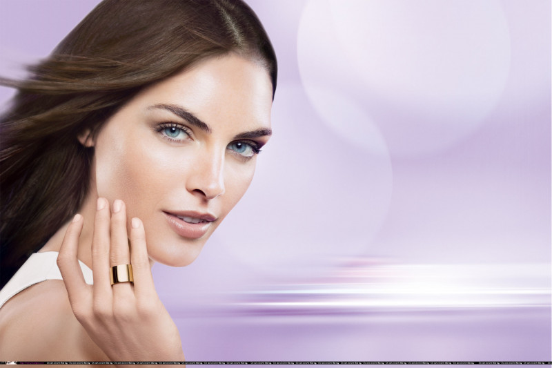 Hilary Rhoda featured in  the Estée Lauder advertisement for Spring/Summer 2012