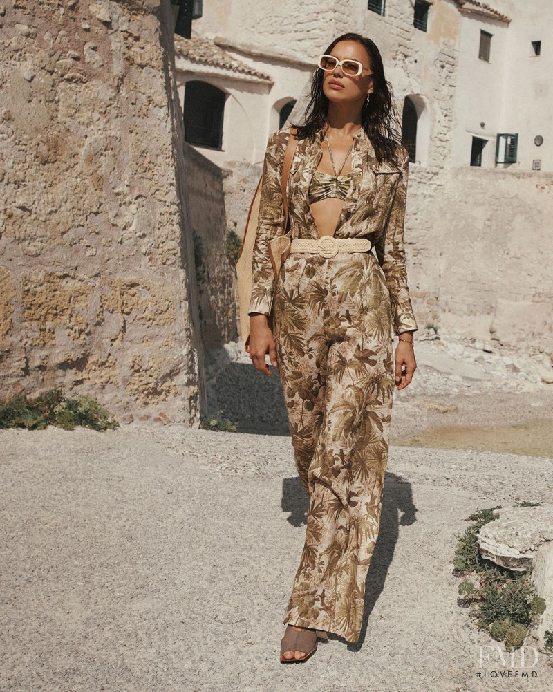 Irina Shayk featured in  the Zimmermann advertisement for Resort 2021