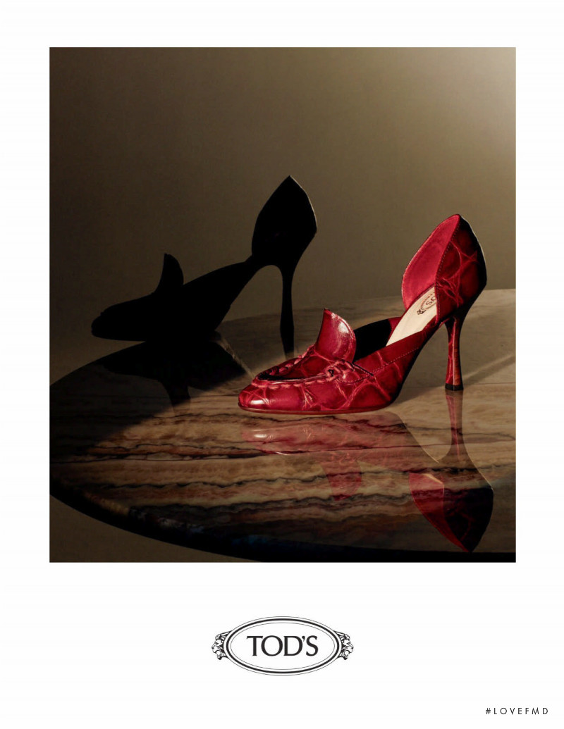 Tod\'s advertisement for Autumn/Winter 2020