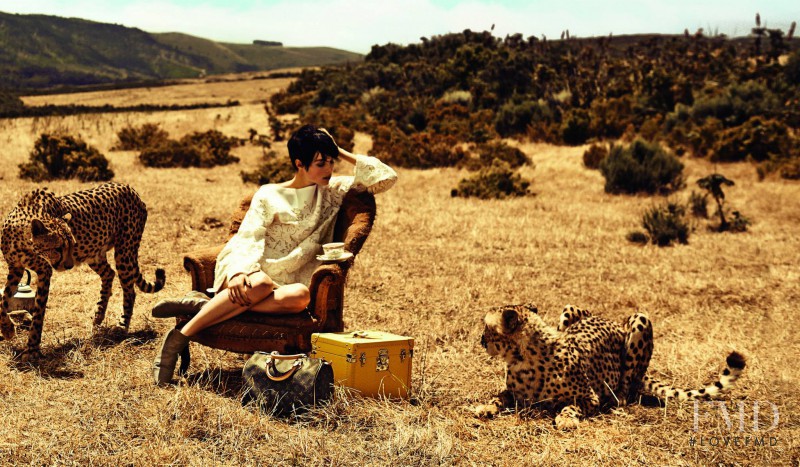 Edie Campbell featured in  the Louis Vuitton \'Spirit of Travel\'  advertisement for Spring/Summer 2014