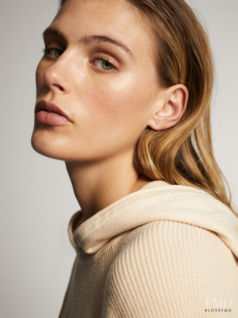 Madison Headrick featured in  the Massimo Dutti catalogue for Spring/Summer 2020