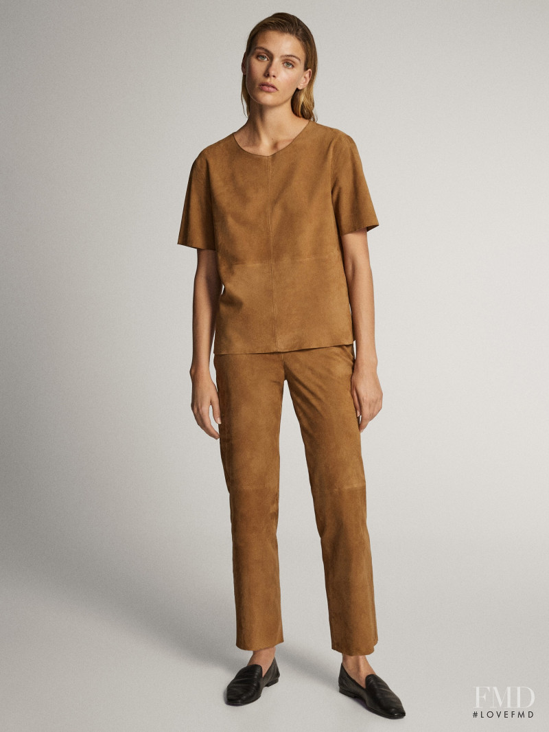 Madison Headrick featured in  the Massimo Dutti catalogue for Spring/Summer 2020