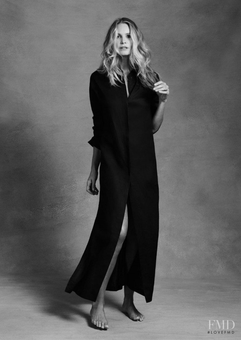 Elle Macpherson featured in  the Albus Lumen advertisement for Autumn/Winter 2020