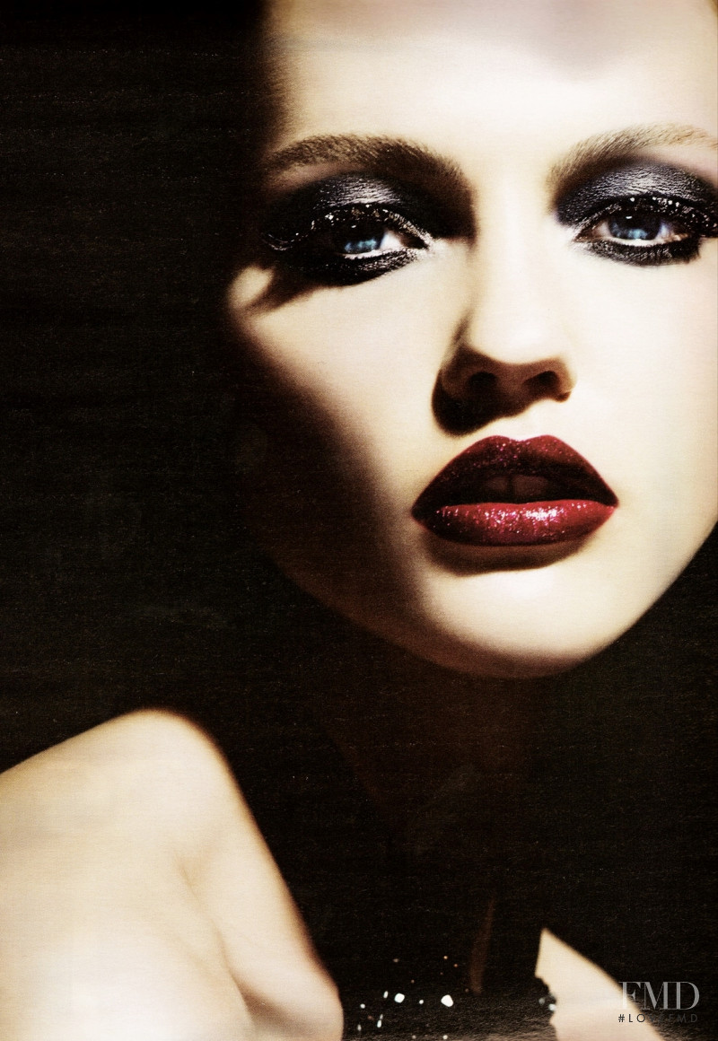 Sasha Pivovarova featured in  the Armani Beauty advertisement for Autumn/Winter 2010