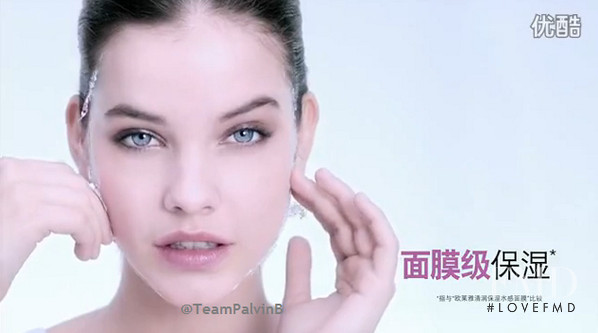 Barbara Palvin featured in  the L\'Oreal Paris Hydra Fresh advertisement for Spring/Summer 2016