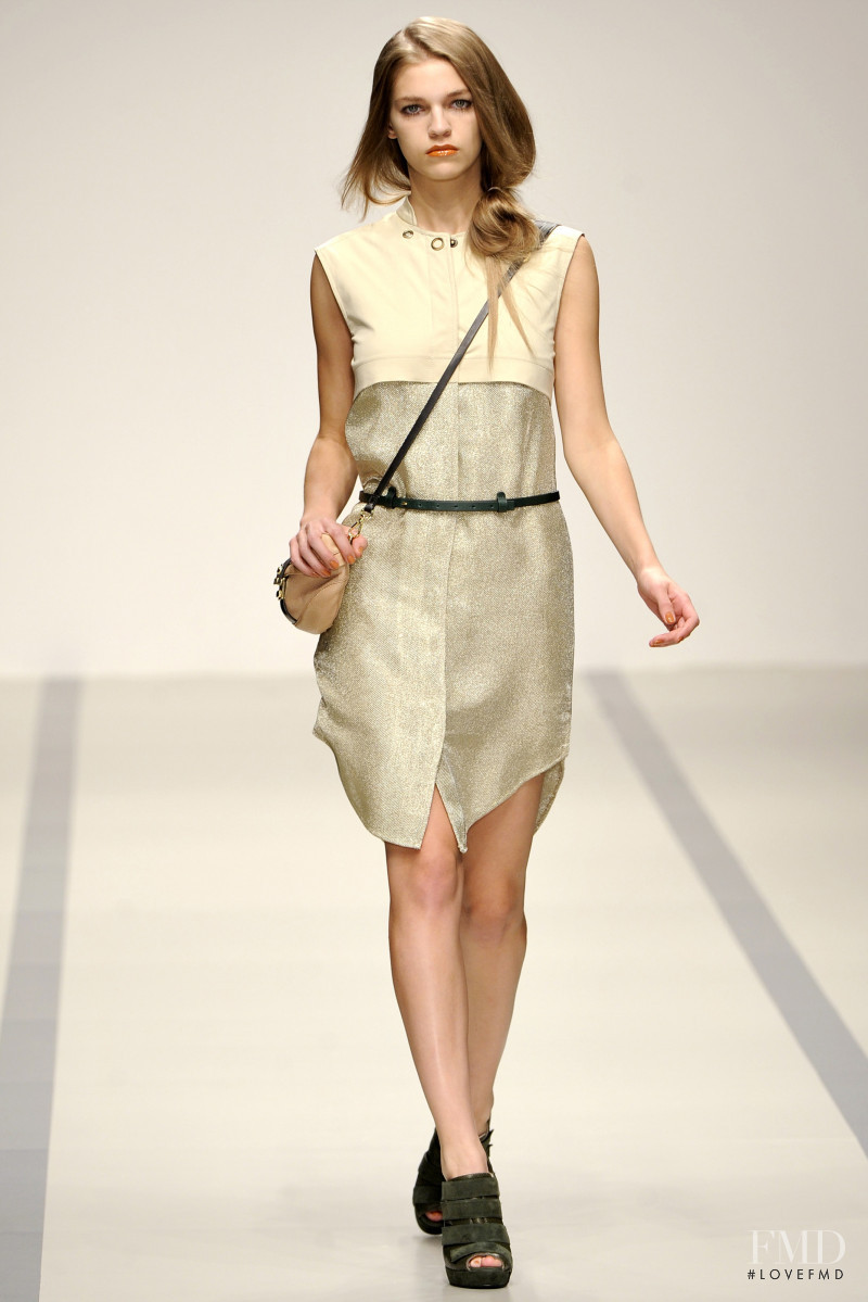 Samantha Gradoville featured in  the Jaeger fashion show for Spring/Summer 2011