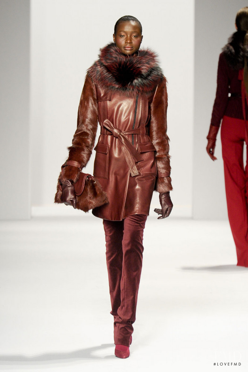 Elie Tahari fashion show for Autumn/Winter 2011