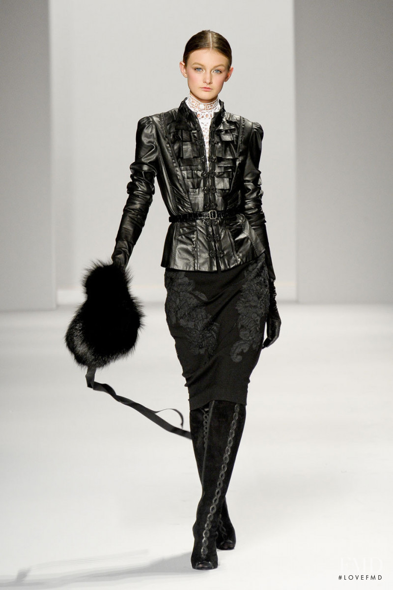 Elie Tahari fashion show for Autumn/Winter 2011