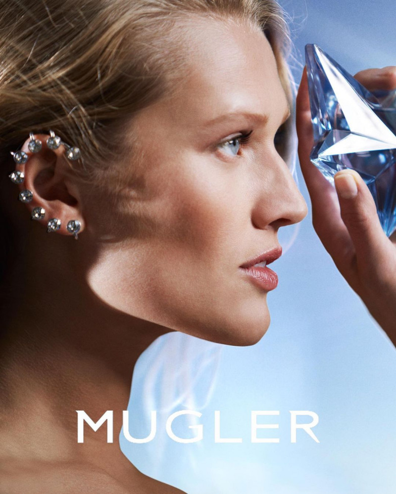 Toni Garrn featured in  the Mugler Fragrance Angel Wilder Than Dreams advertisement for Autumn/Winter 2020