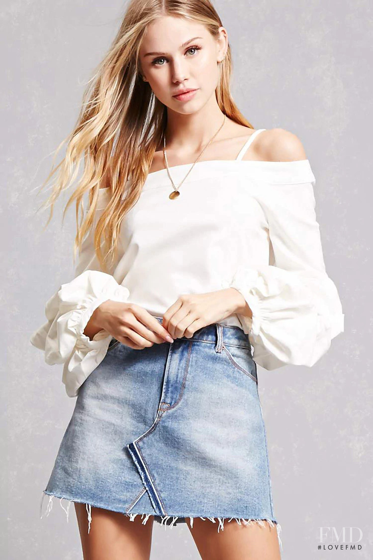 Scarlett Leithold featured in  the Forever 21 catalogue for Spring/Summer 2018