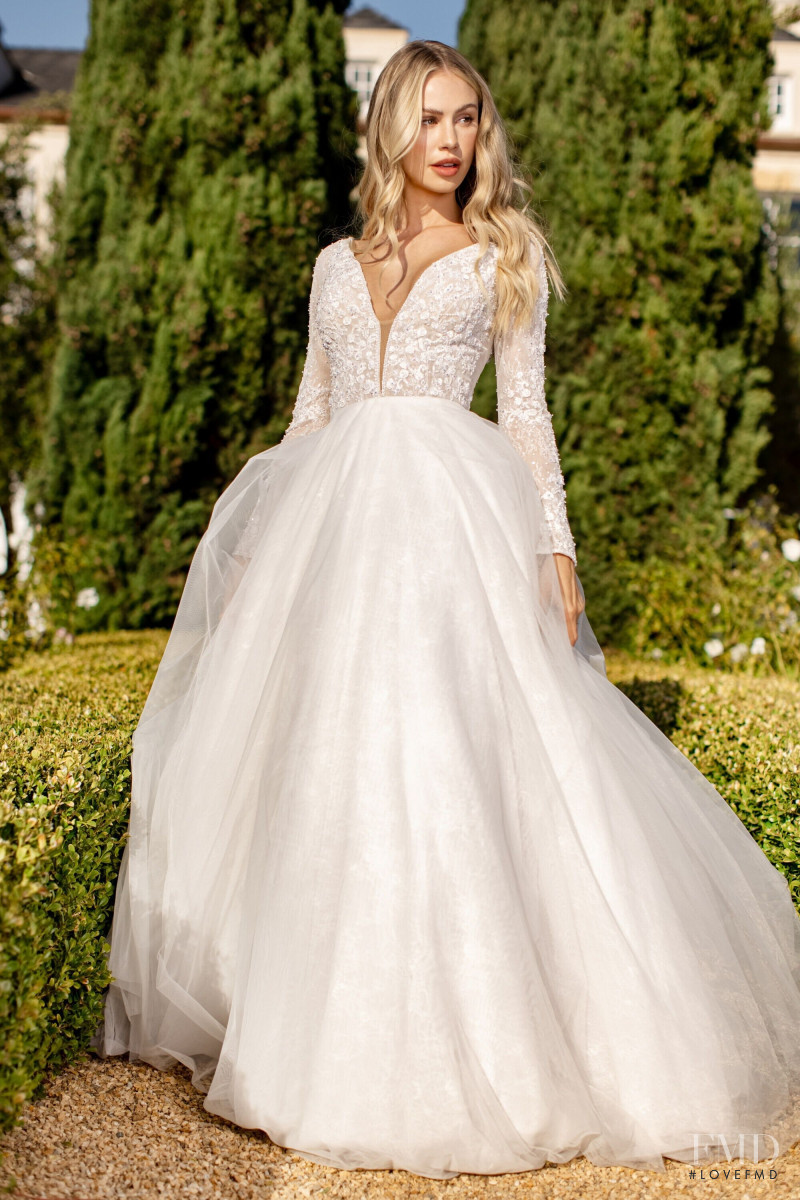 Scarlett Leithold featured in  the Sherri Hill Bridal catalogue for Spring/Summer 2021