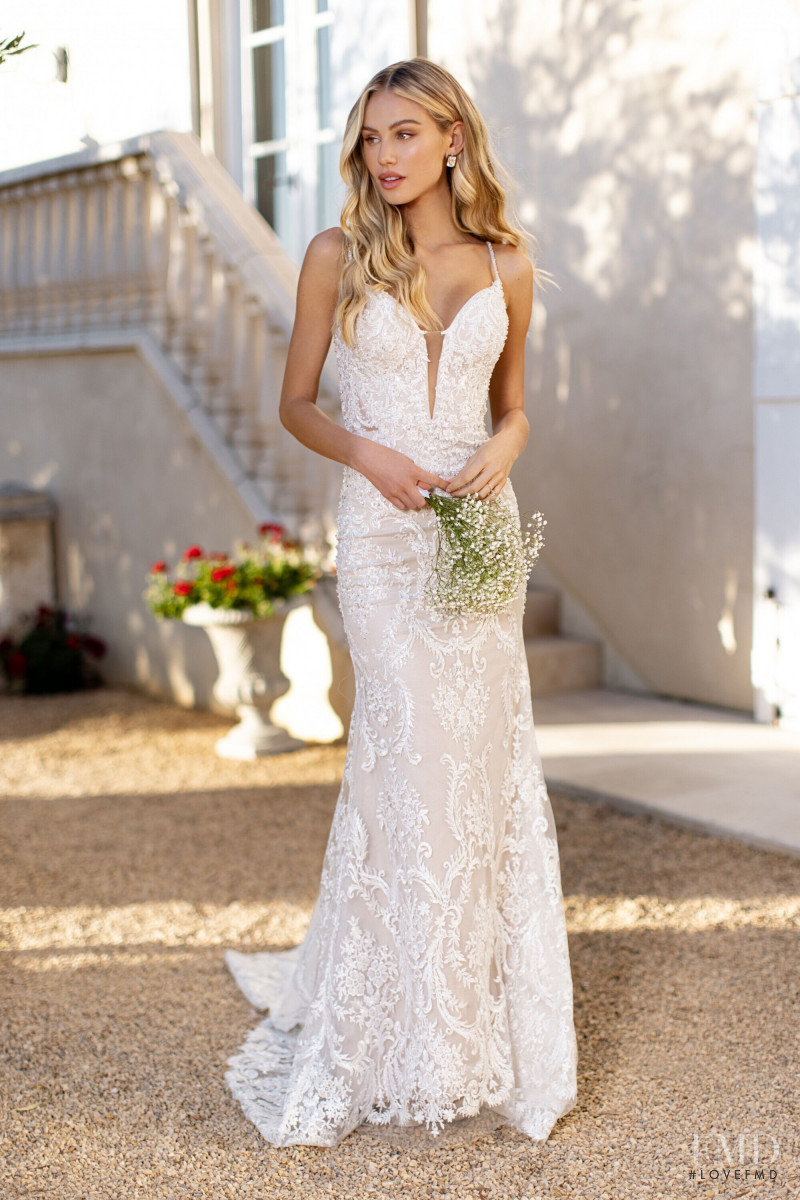 Scarlett Leithold featured in  the Sherri Hill Bridal catalogue for Spring/Summer 2021