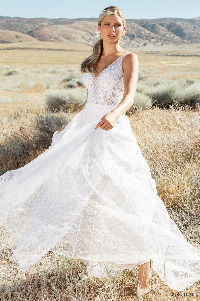 Scarlett Leithold featured in  the Sherri Hill Bridal catalogue for Spring/Summer 2021