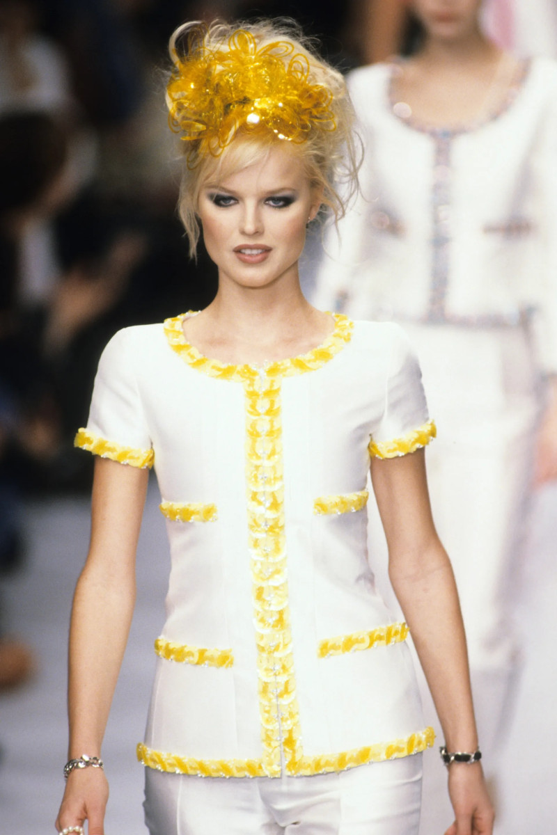 Eva Herzigova featured in  the Chanel fashion show for Spring/Summer 1996