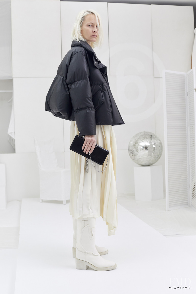 MM6 Maison Martin Margiela lookbook for Pre-Fall 2021