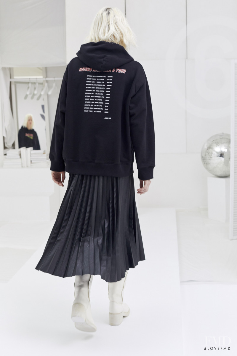 MM6 Maison Martin Margiela lookbook for Pre-Fall 2021