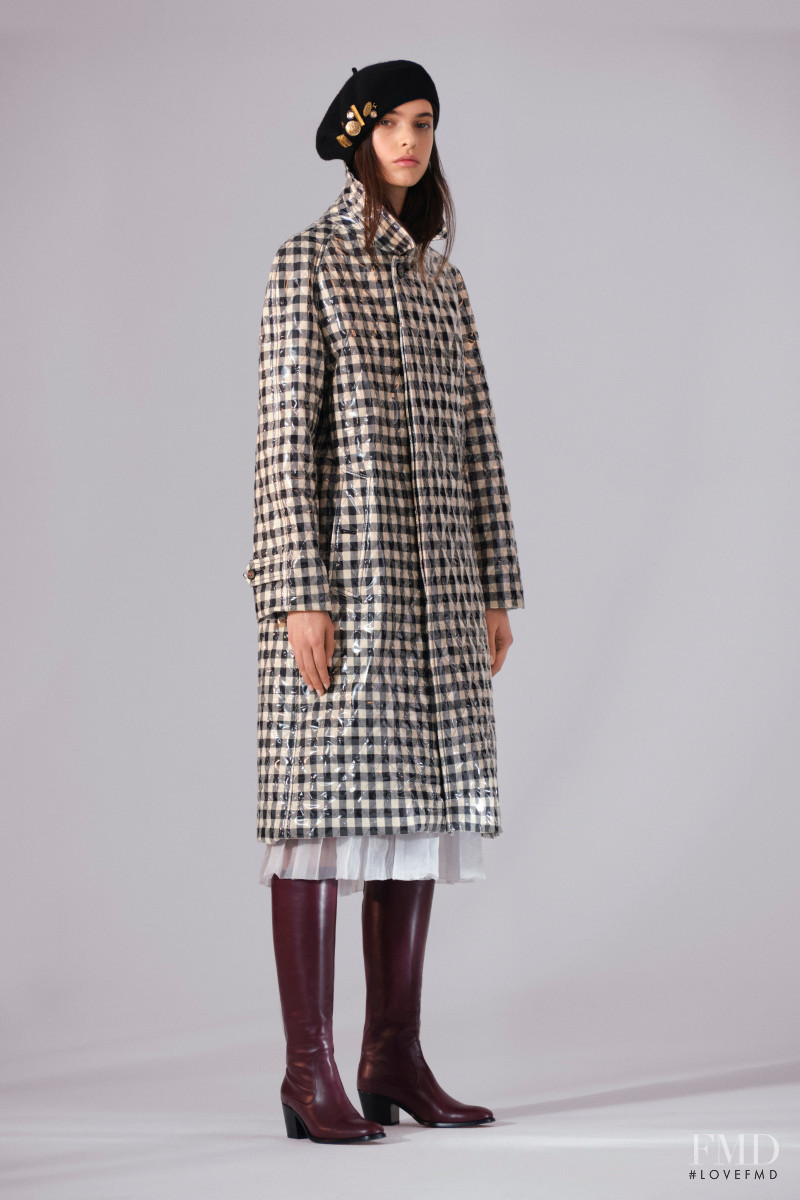 Tod\'s lookbook for Pre-Fall 2021