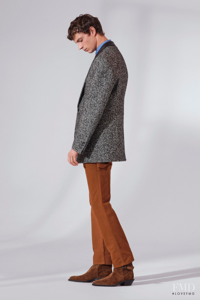 Tod\'s lookbook for Pre-Fall 2021