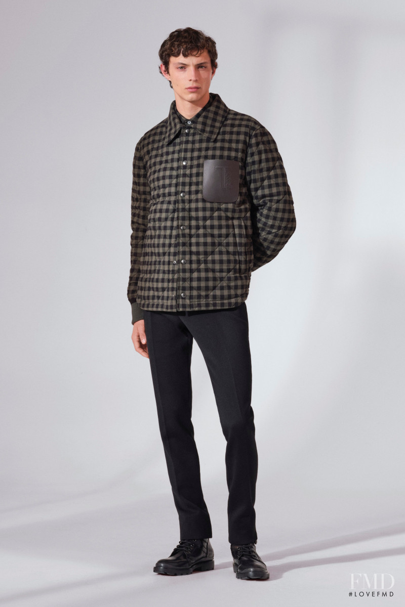 Tod\'s lookbook for Pre-Fall 2021