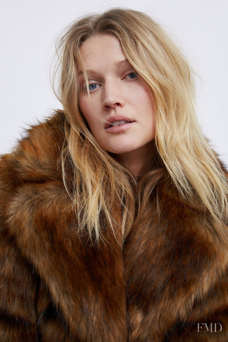 Toni Garrn featured in  the Zara catalogue for Winter 2018