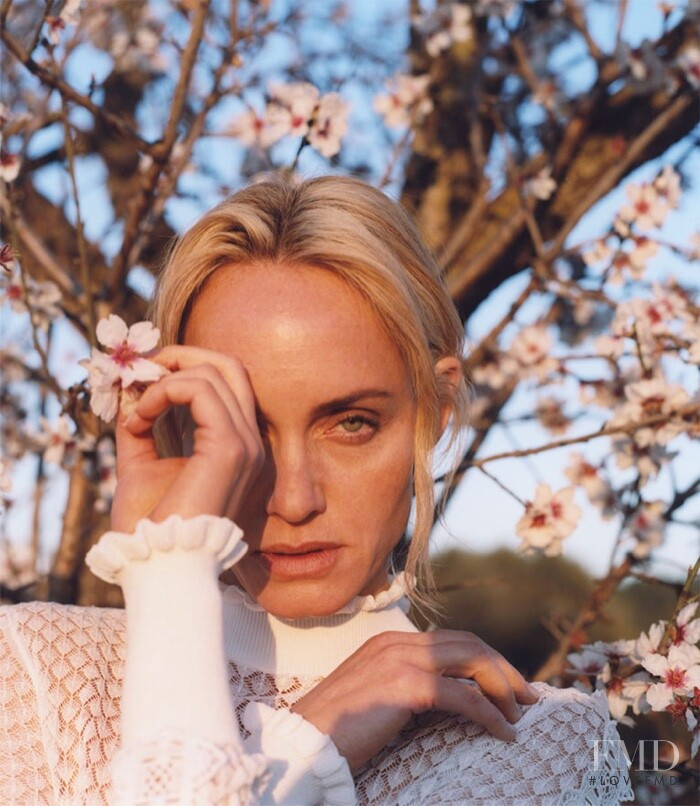 Amber Valletta featured in  the Zara lookbook for Summer 2019