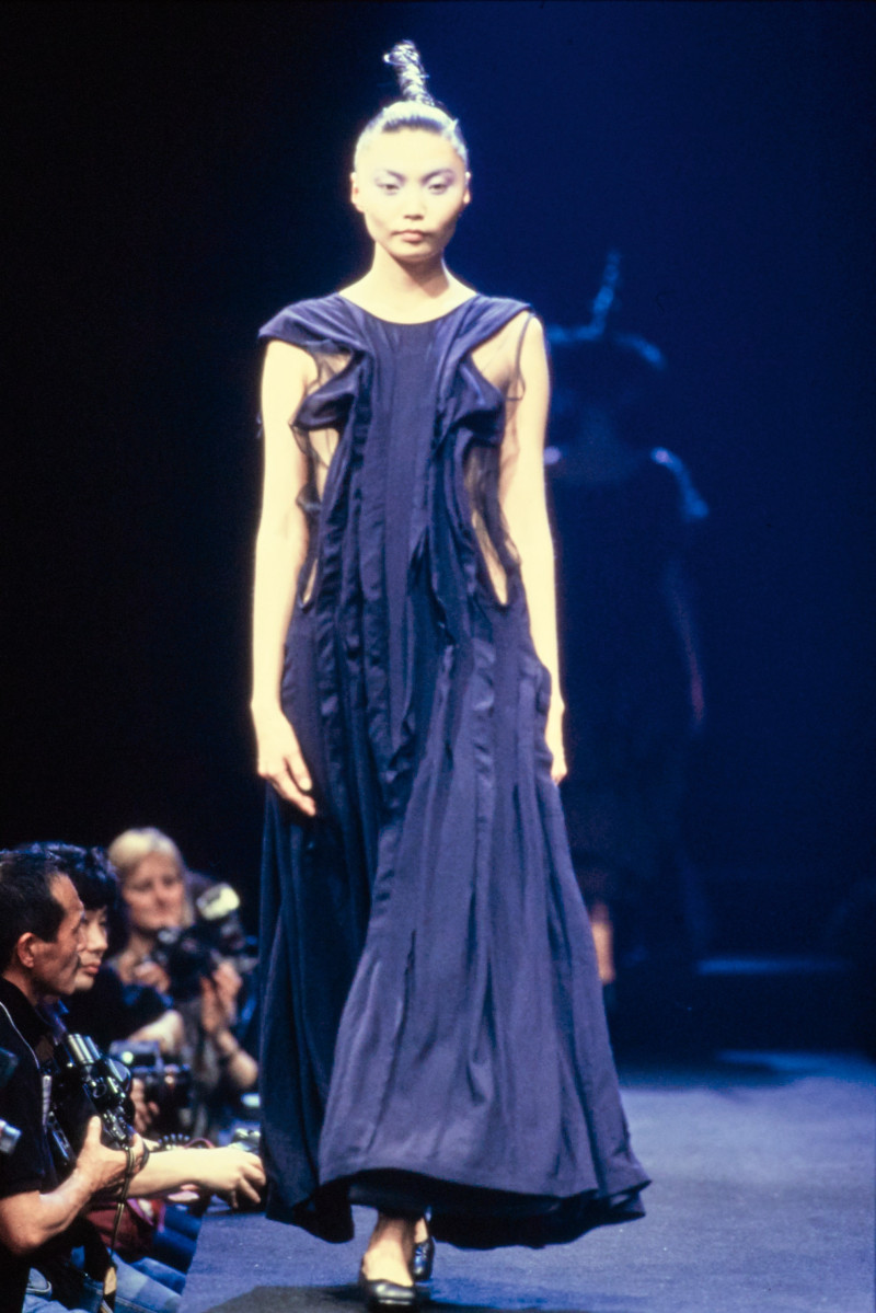 Comme Des Garcons fashion show for Autumn/Winter 1995