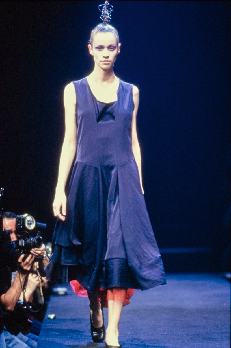 Comme des Garçons fashion show for Autumn/Winter 1995