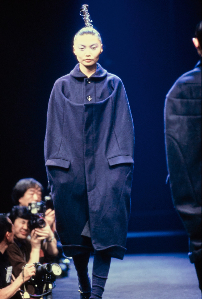 Comme des Garçons fashion show for Autumn/Winter 1995