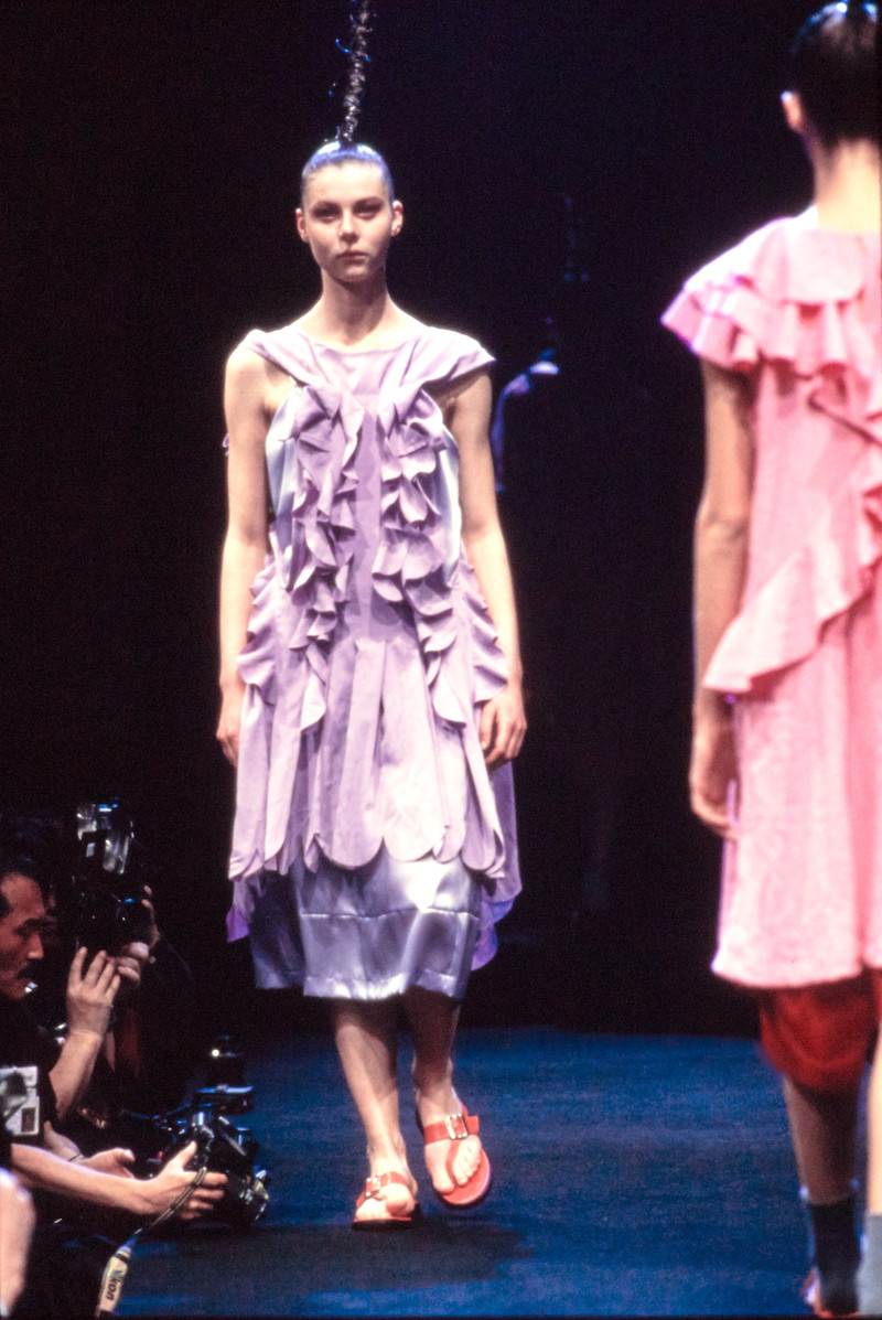 Comme Des Garcons fashion show for Autumn/Winter 1995