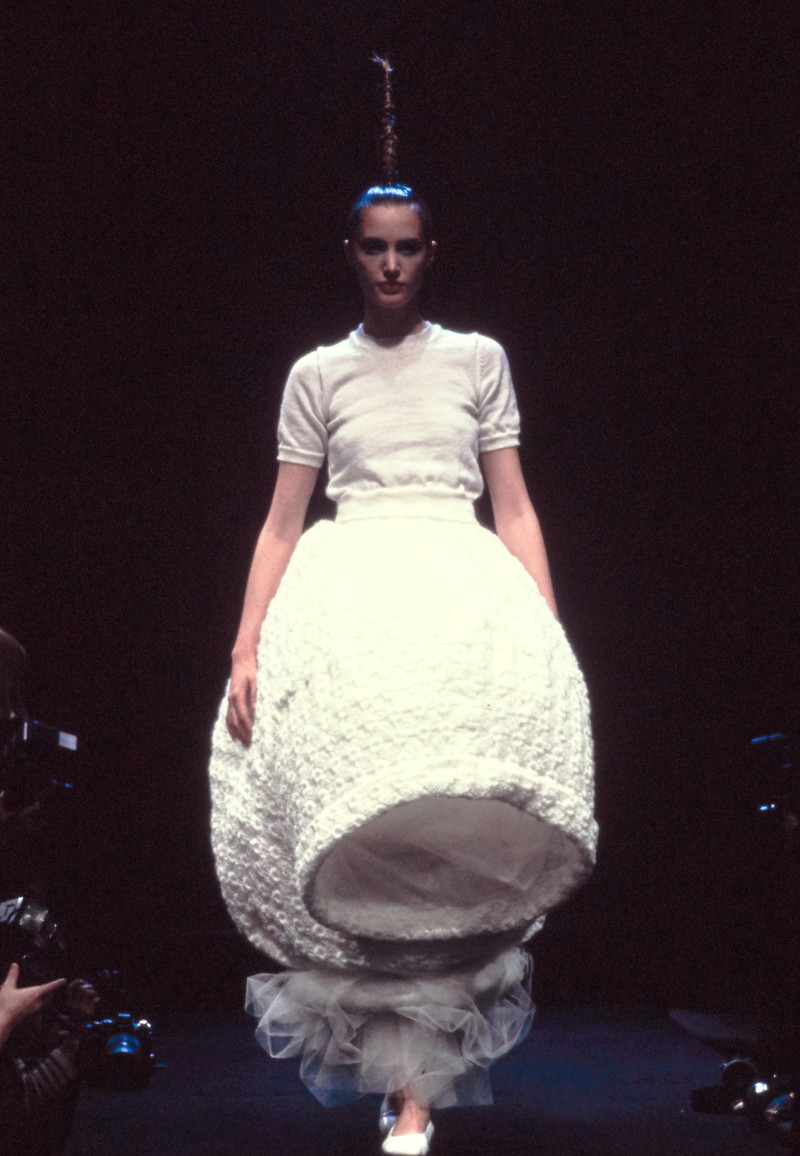 Comme Des Garcons fashion show for Autumn/Winter 1995