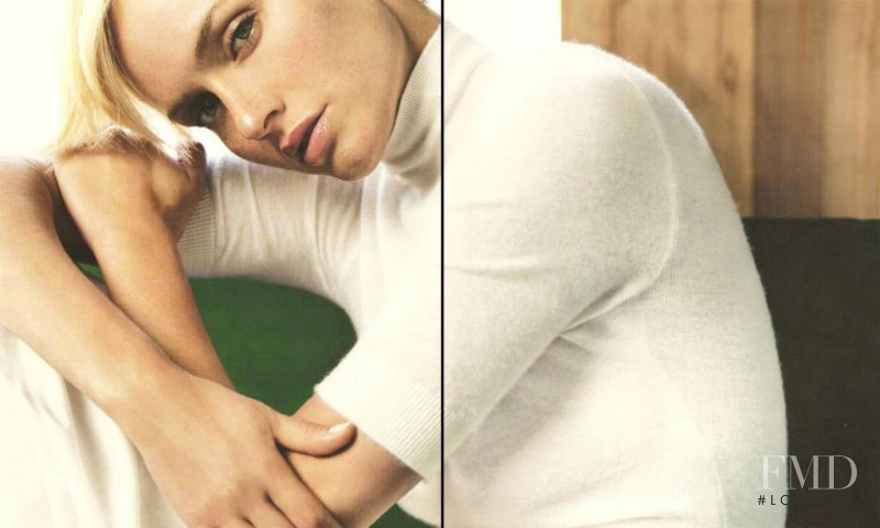 Amber Valletta featured in  the Boss by Hugo Boss advertisement for Spring/Summer 2002