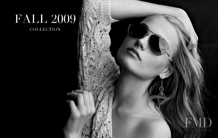 Amber Valletta featured in  the David Yurman advertisement for Autumn/Winter 2009