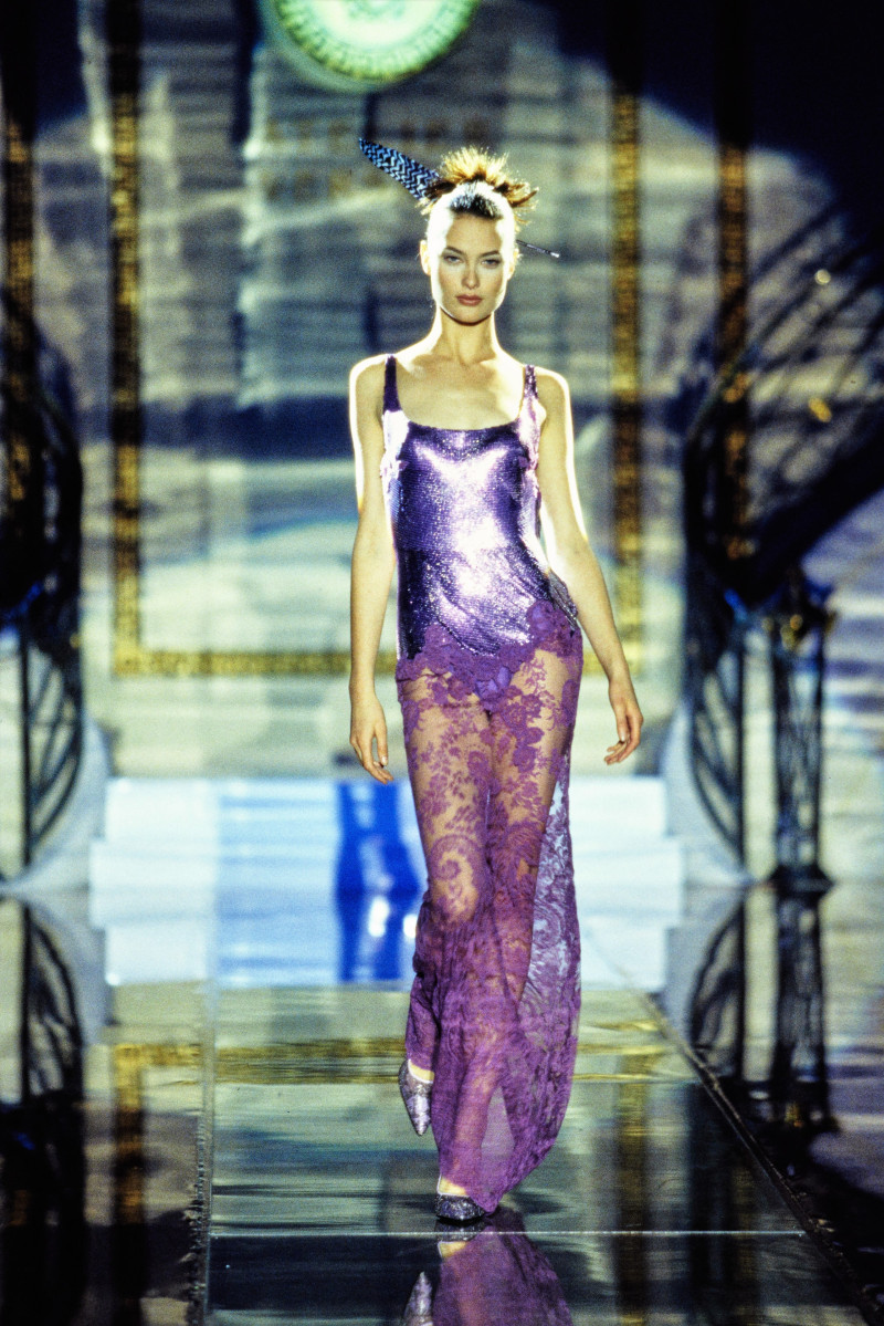 Atelier Versace fashion show for Spring/Summer 1996