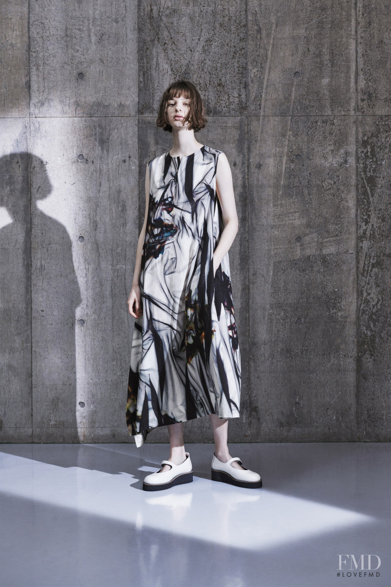 Y\'s by Yohji Yamamoto lookbook for Resort 2021