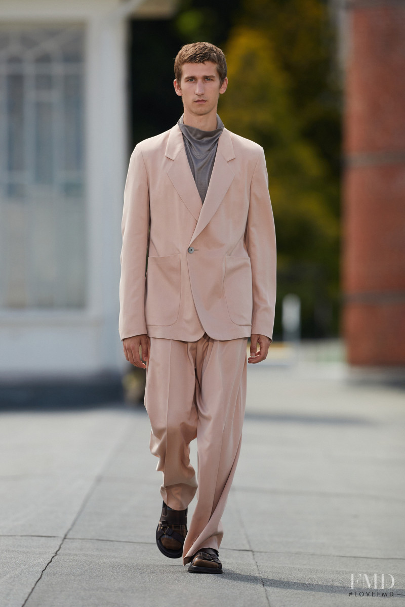 Etienne de Testa featured in  the Ermenegildo Zegna fashion show for Spring/Summer 2021