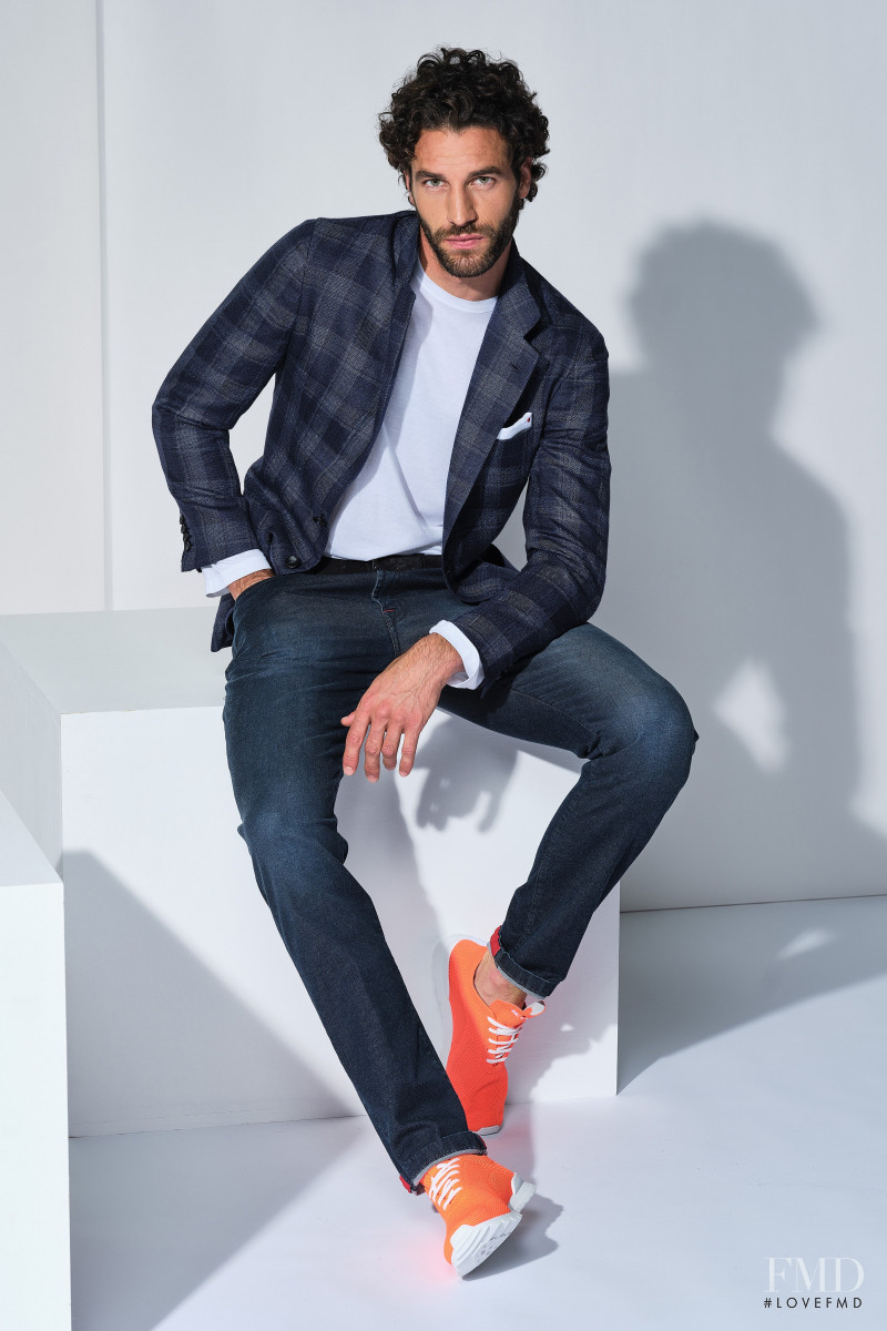 Kiton lookbook for Spring/Summer 2021