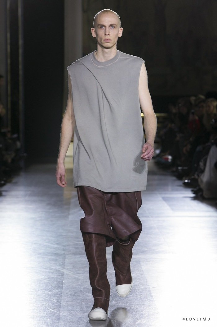 Rick Owens Moody fashion show for Autumn/Winter 2014