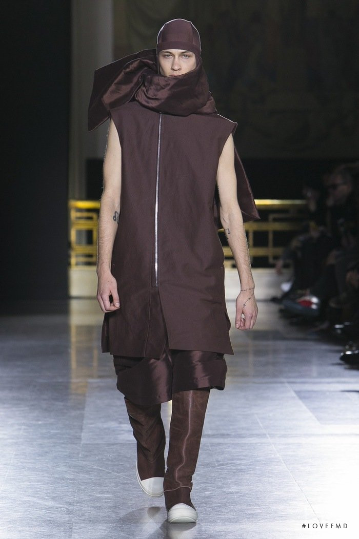 Rick Owens Moody fashion show for Autumn/Winter 2014