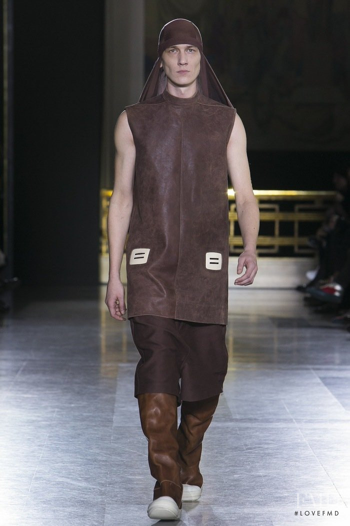 Rick Owens Moody fashion show for Autumn/Winter 2014